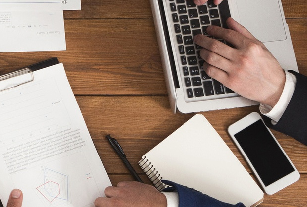 payroll-reporting-2-cropped-1